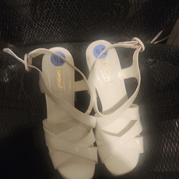 Larroude White Made In Brazil Bee Heeled Platform Slingback Sandals Size 6.5 - Picture 3 of 6